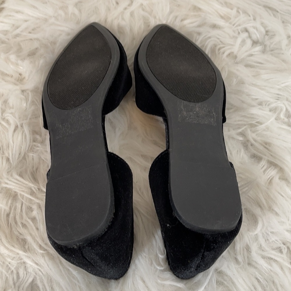 Mark & Maddux Black D’Orsay Pointed Suede Flats - Picture 5 of 6